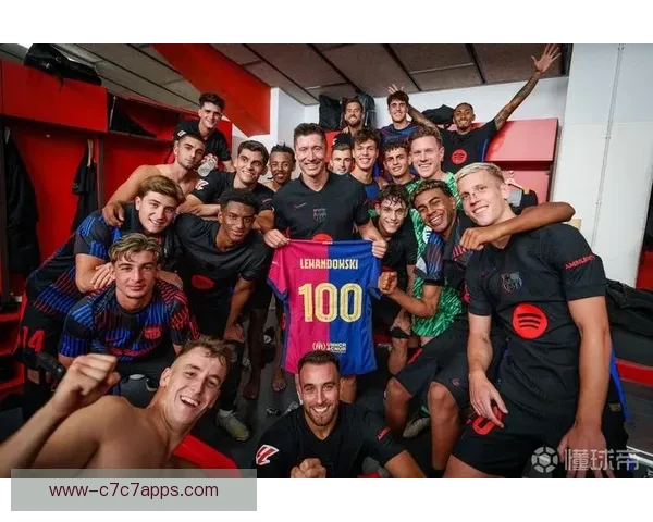 巴萨客战赫罗纳名单出炉莱万领衔